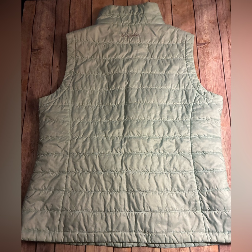 ❤️Columbia Vest❤️ - Picture 3 of 4